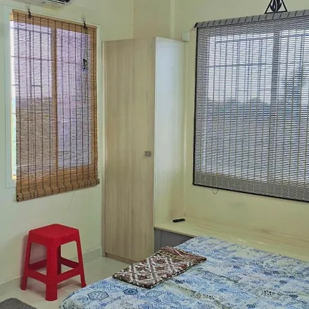 Lausdeo1 Self Checkin 2Bhk Ac Corner Flat Top Floor Thiruvananthapuram Exterior photo