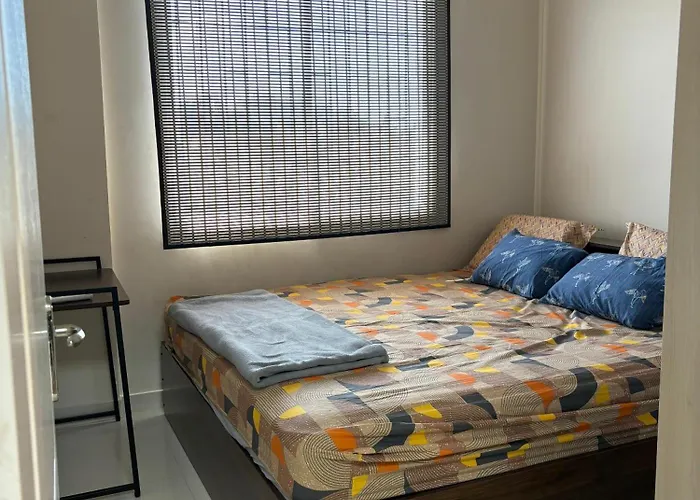 Lausdeo1 Self Checkin 2Bhk Ac Corner Flat Top Floor