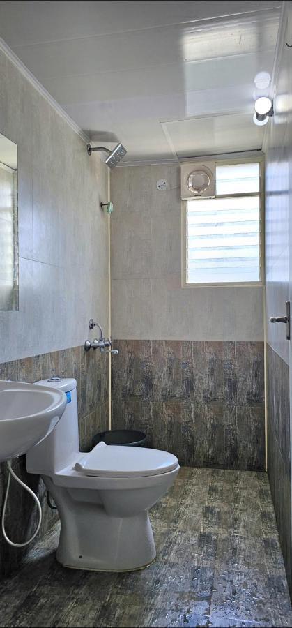Apartment Lausdeo1 Self Checkin 2bhk Ac Corner Flat Floor